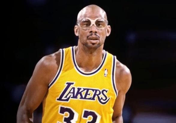 梅西专访将在周二发布，每体称梅西将透露他重返诺坎普的原因（每体：梅西专访周二上线，将公开回归诺坎普的原因）