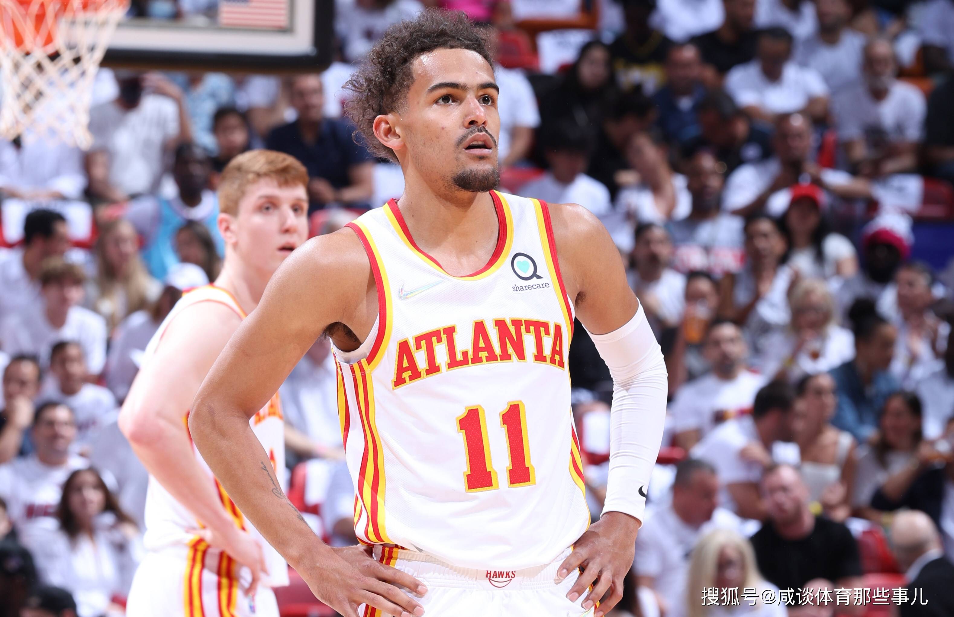 意甲：尤文2-1小胜佛罗伦萨（意甲联赛：尤文2比1险胜佛罗伦萨）