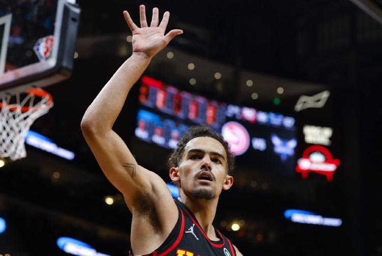 FM26逆天Bug，外场球员“闪现”至门前挡出对方主罚的点球（FM26爆出离谱Bug：外场球员瞬移到门前封堵对方点球）